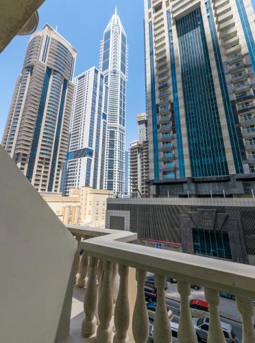 Classy Studios for Ladies in Dubai, Marina فتيات فقط, Dubai (photo 6)