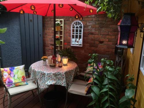 Mountroyal Victorian Self Catering Apartment 2 in น็อค