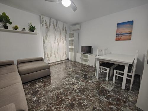 Apartamento en el centro histórico con ascensor - Apartment - Jaén