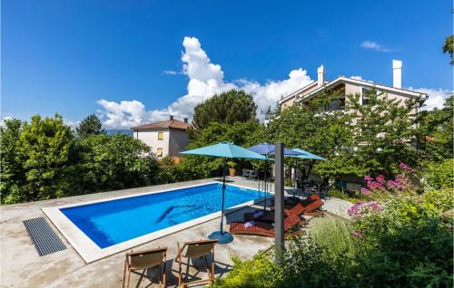 Awesome home in Spincici with 6 Bedrooms, WiFi and Outdoor swimming pool - Kastav