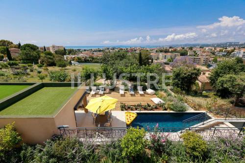 Villa Vue Mer, Piscine Chauffée & Plage à 6Min - Location, gîte - Cagnes-sur-Mer