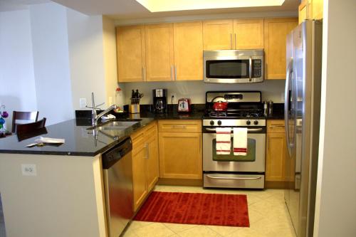 Crystal Quarters Corporate Housing at The Gramercy - image 7