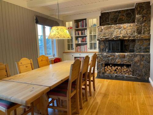 Seafront villa at Gjeving, Lyngør Seafront villa at Gjeving, Lyngør