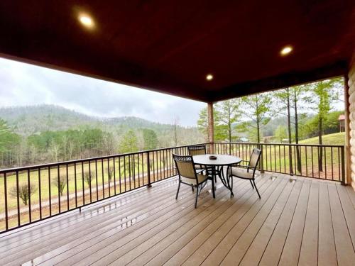 Perfect Stay for Fishing, Hiking, R&R - Charming Sapphire Bear Home in Tellico Plains