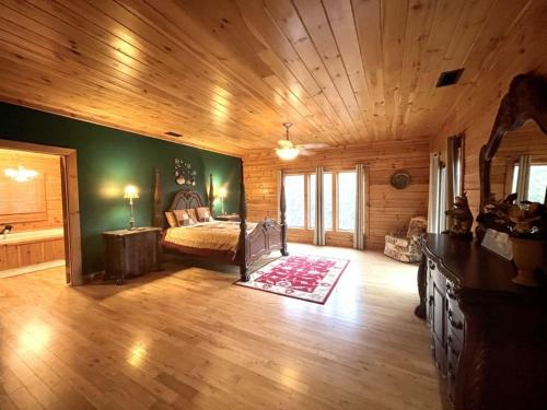 Grand View - 5 Bedrooms 3 Baths Sleeps 10 home - image 5
