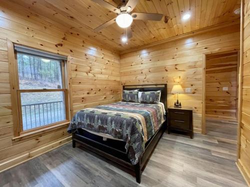 Pearl Bear - 2 Bedrooms 1 Baths Sleeps 4 home - image 4