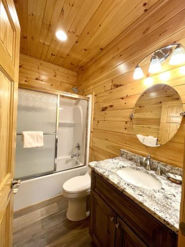 Peaceful Pearl Bear Home - Field Trails and Fishing Nearby in Tellico Plains