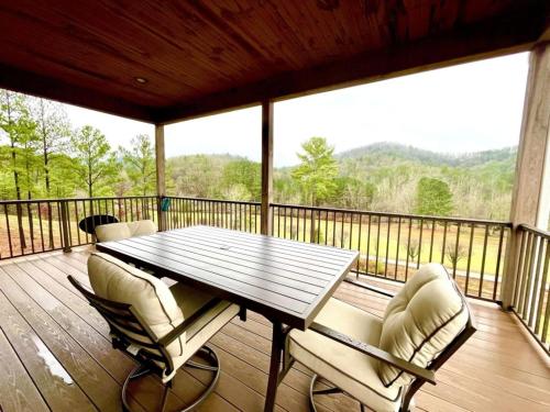 Peaceful Pearl Bear Home - Field Trails and Fishing Nearby in Tellico Plains