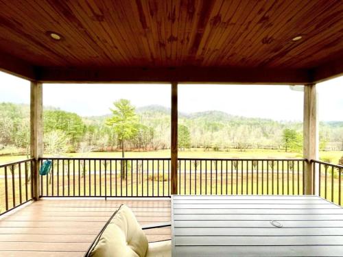 Peaceful Pearl Bear Home - Field Trails and Fishing Nearby in Tellico Plains
