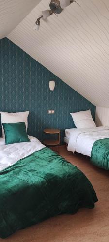 Hôtel La Madeleine Room Type - Quadruple Room