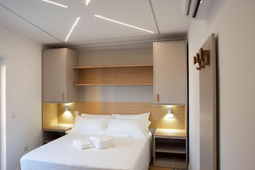 Palazzotto 902 – Crotone, NV