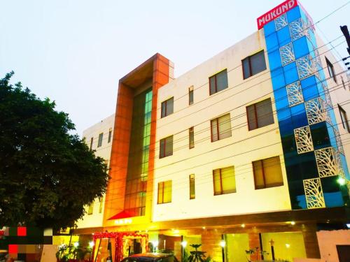 Hotel Mukund Residency and Banquet