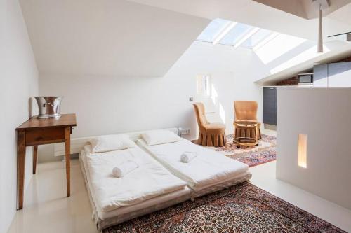 Stunning Huvilakatu Penthouse