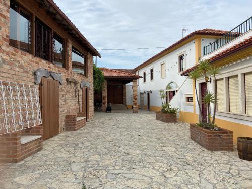 Casa das Andorinhas - Campo e Piscina gîte à louer Mendes