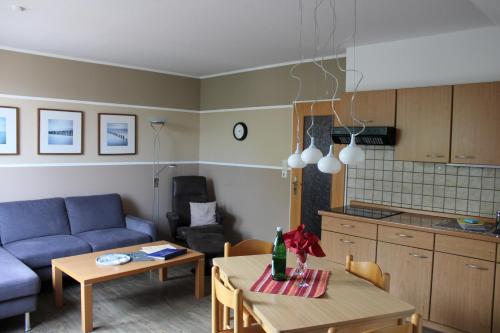 One-Bedroom Apartment image 2