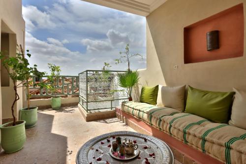 RIAD CHOUKRI 3