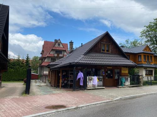 Wynajem Pokoi goscinnych Jas i Malgosia - Zakopane Wynajem Pokoi goscinnych Jas i Malgosia - Zakopane