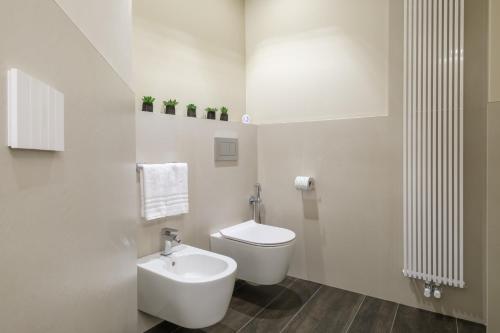 Golden Suite by Studio Vita - image 4