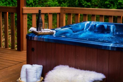Mountainside - New Luxury Cabin-Fire Table-Hot Tub-3 Pools-PS5-Bears, Gatlinburg (fotografie 4)