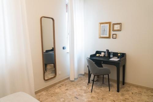 Arena Rooms 5