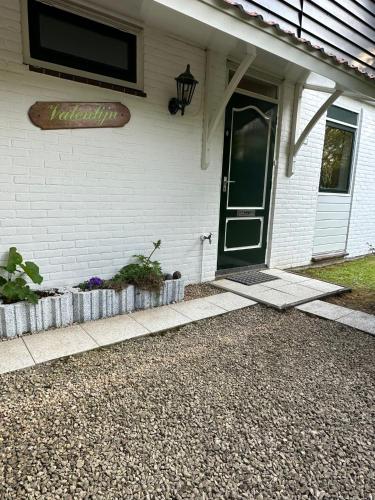  Holiday Home Valentijn aan het Veerse Meer in Kortgene