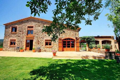 A szálláshely kívülről, Mas dels Avis Tipica Masia Catalana in Vall-Llobrega