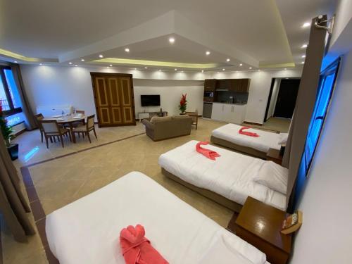 Alia Beach Residence 4