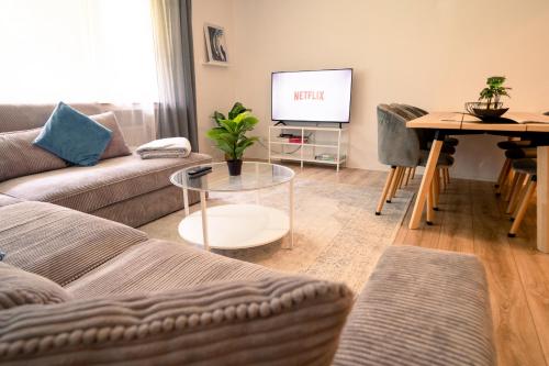 TRUTH - Kingsize Bett - Smart TV - Modern - Top Anbindung - Apartment - Dortmund