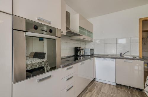 Apartmani Mihaela II - image 7