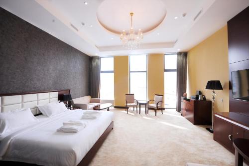 Soyol Fitness And Spa Center