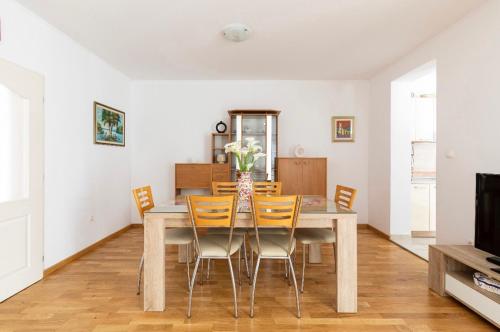 Apartman Mak 4