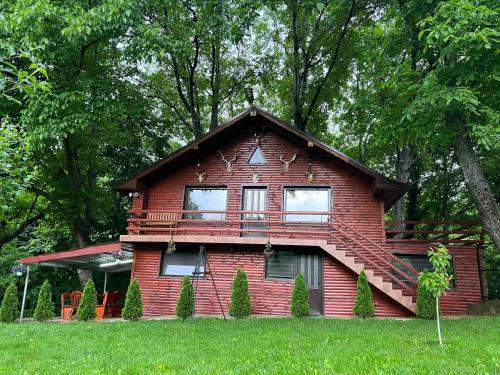 Вила ОРЕХИТЕ in 杜普尼察