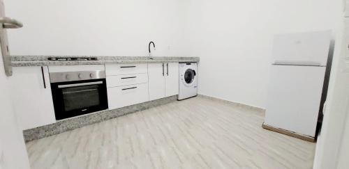 Kitchen, Beach Appartment close to Marina 105 sqm in Les Amicales