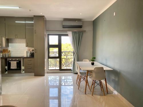 B&B Gaborone - Urban Awe Apartment: Village 2 bedroom - Bed and Breakfast Gaborone