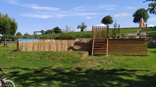 Apkārtne, Gite "home" - piscine in Le Mesnil-Rainfray