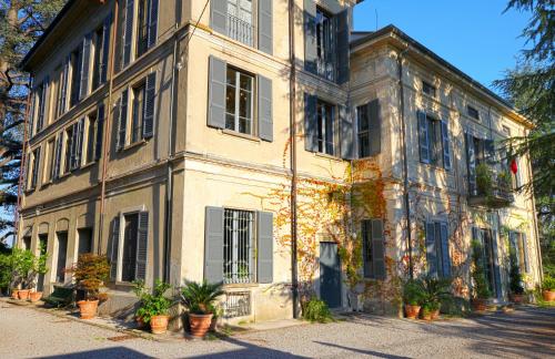 Historical Villa Lucini 1886 La Dolcevita - close to Lake Como-Milan - Apartment - Calco