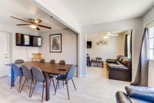 Mesa Family Home - 1 Mi to Dobson Ranch Lake!