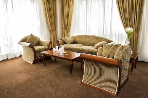 Caspian Riviera Grand Palace Hotel