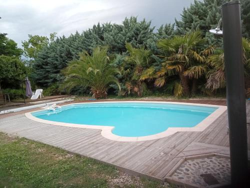 La Canette de Phil - Chambre d'hôtes, Indépendante - Vue sur piscine