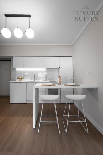кухня, Nephele, The Luxury Suites in Солун