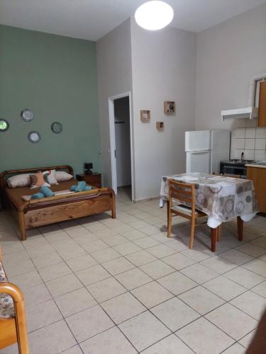 Room For Rent - Location saisonnière - Naupacte