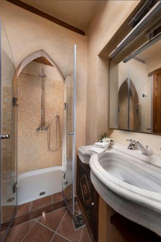 Archontiko Sakali - main image