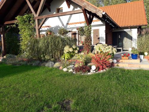 Hotelli välisilme, Apartament pod brzozami -Tomaszkowo in Naterki