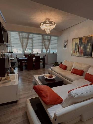 Sunshine apartment, Tirana