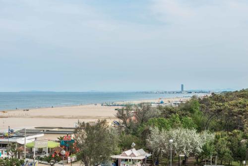 Hotel Commodore - Cervia