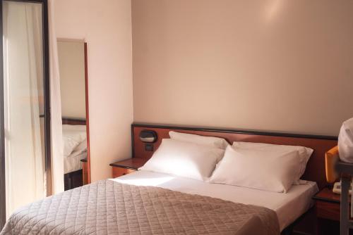 Bed, Lime Hotel in Rimini