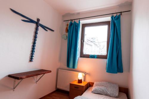 1 twin bed