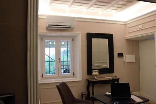Facilities, SUITE 38 in Campagnano Di Roma
