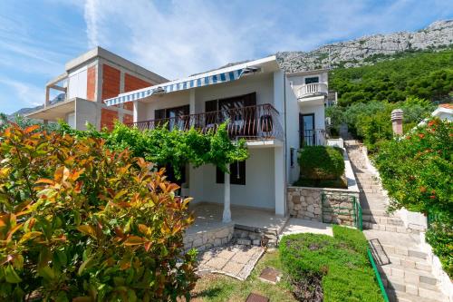 Apartments Djani - image 8