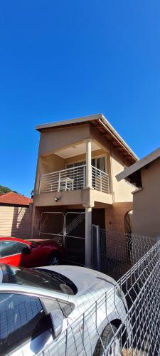 Casa Luiz Self Catering Durban - Tap to explore photos